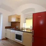 Building, Apartament Fügen
