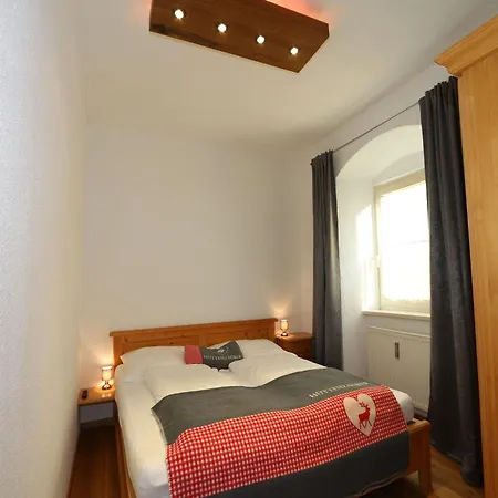 Building, Apartment Fuegen