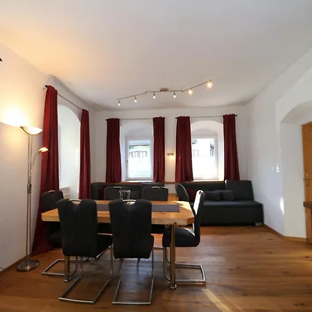 Building, Apartament Fügen