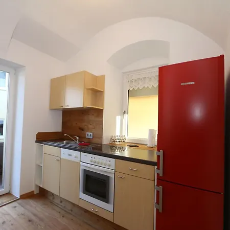 Building, Apartament Fügen