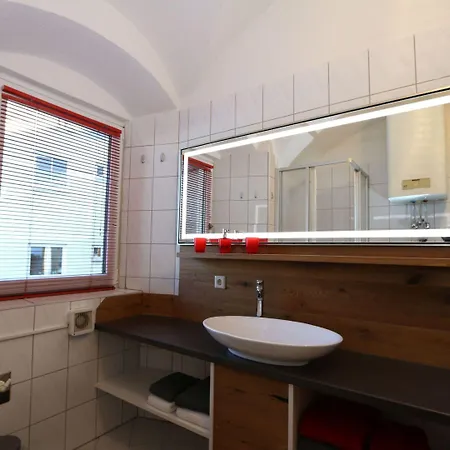 Building, Apartament Fügen