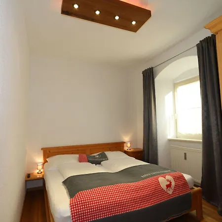 Building, Apartament *