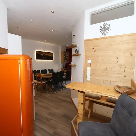 Building, Appartement Fügen